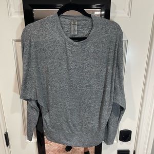 Grey luxurious, soft top size medium